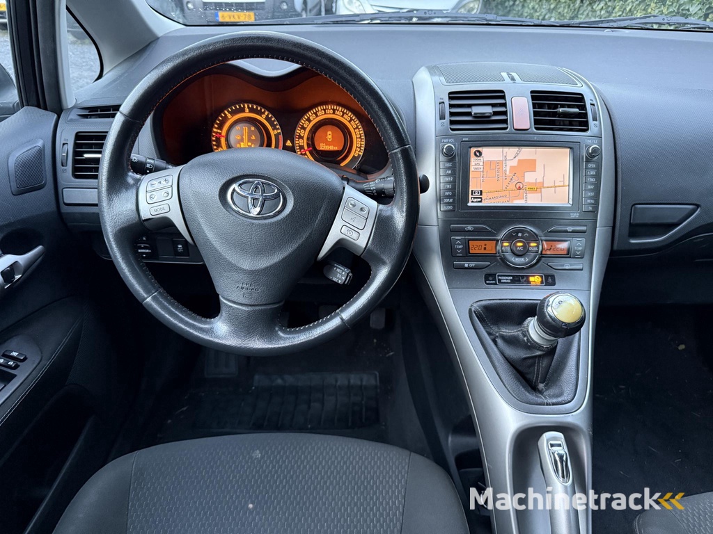 Toyota Auris 2.2 D-4D Luna Business