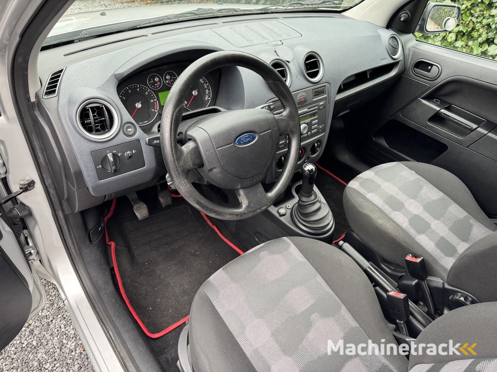 Ford Fusion 1.4-16V Cool & Sound | Airco | Elekt. Ramen | APK tot 03-04-2026!