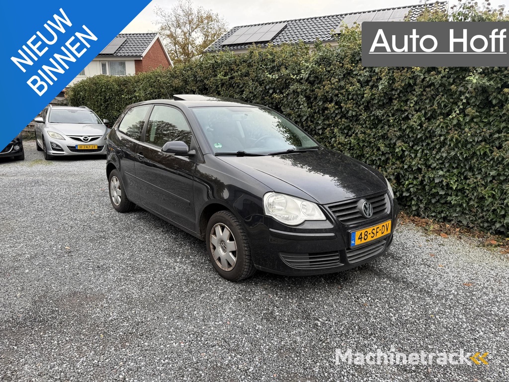 Volkswagen Polo 1.4-16V Optive | Schuifdak | Airco | Cruise Control | Elekt. Ramen | LMV | Trekhaak | APK tot 07-03-2026!