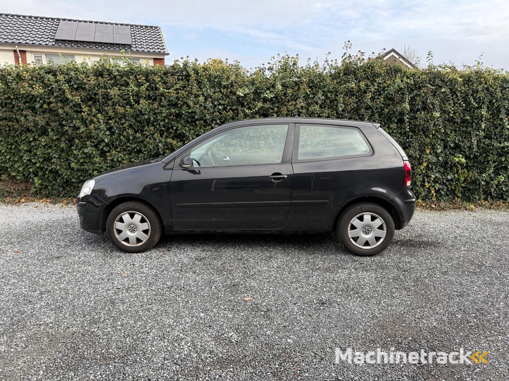 Volkswagen Polo 1.4-16V Optive | Schuifdak | Airco | Cruise Control | Elekt. Ramen | LMV | Trekhaak | APK tot 07-03-2026!