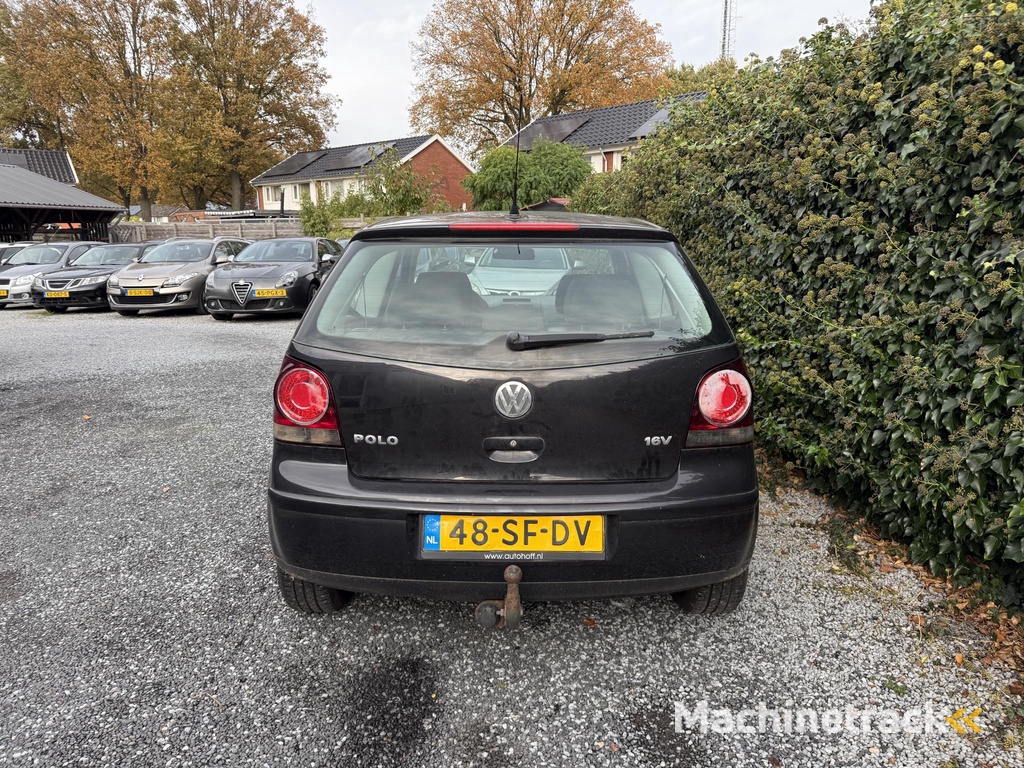 Volkswagen Polo 1.4-16V Optive | Schuifdak | Airco | Cruise Control | Elekt. Ramen | LMV | Trekhaak | APK tot 07-03-2026!