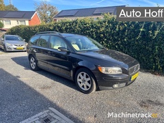 volvo-v50-1.8-momentum-leer-auto.-airco-cruise-control-elekt.-ramen-lmv-trekhaak-export---handel