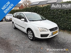 ford-focus-wagon-1.6-16v-trend-automaat
