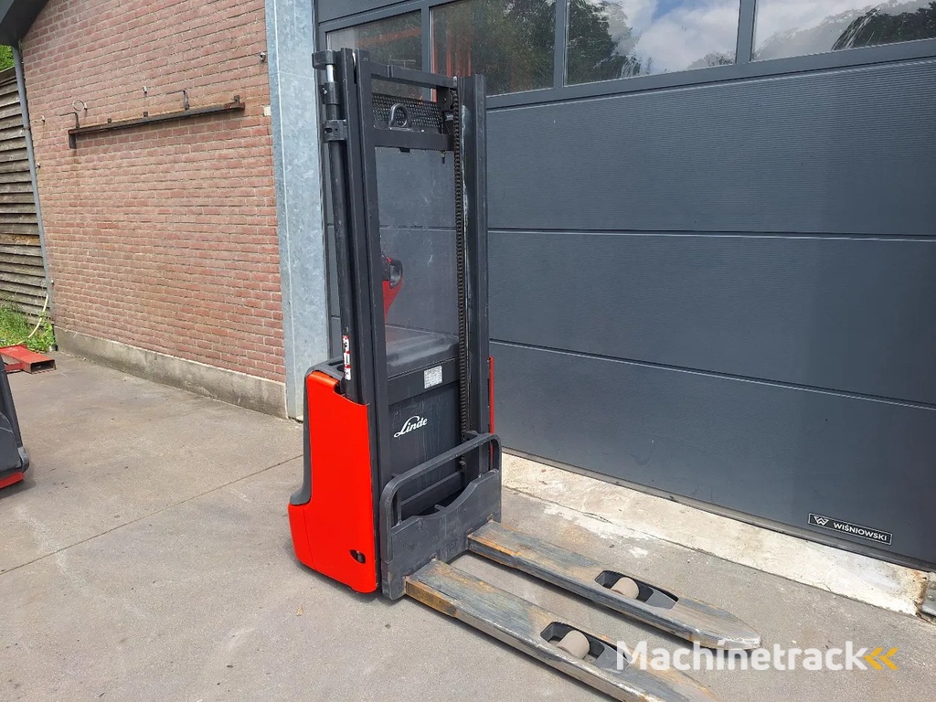 Linde Stapelaar L10 303 cm bj 2020 met slechts 1450 uurtjes! (0018)