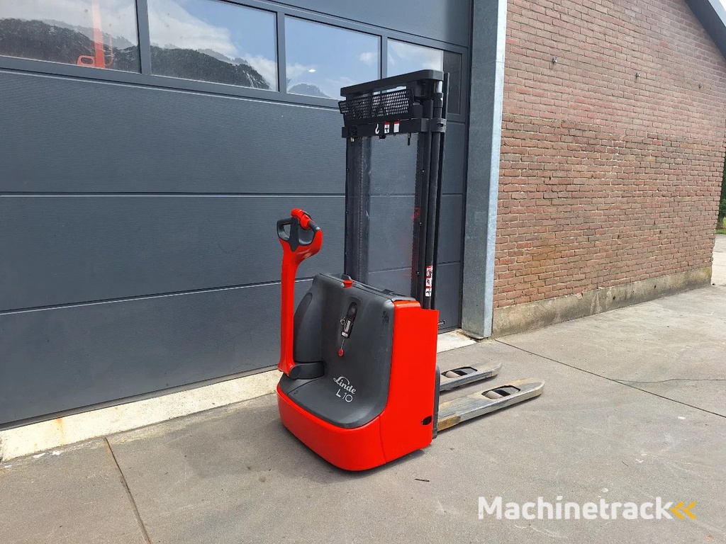 Linde Stapelaar L10 303 cm bj 2020 met slechts 1450 uurtjes! (0018)