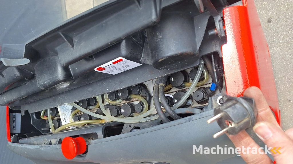 Linde Stapelaar L10 303 cm bj 2020 met slechts 1450 uurtjes! (0018)