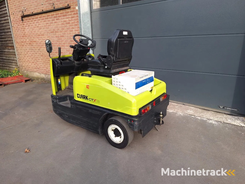 Clark Electrotrekker 7 ton accu 10-2023 met slechts 1690 uur!  (0027)