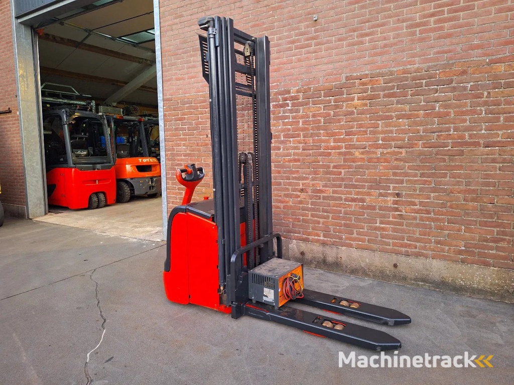 Linde Stapelaar 540 cm dobbelstock (0020)