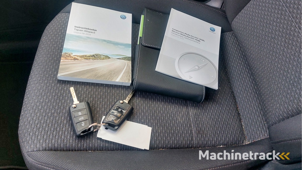 Volkswagen Tiguan Allspace 1.5 TSI Comfortline Business 7p. CLIMA/NAVI/DSG BJ 2019