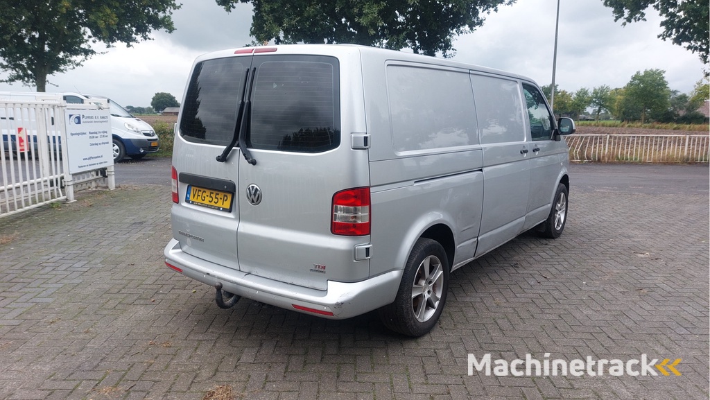 Volkswagen Transporter 2.0 TDI L2H1 AIRCO/NAVI/DSG BJ 2015