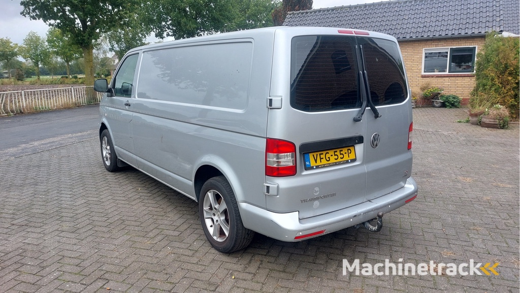 Volkswagen Transporter 2.0 TDI L2H1 AIRCO/NAVI/DSG BJ 2015