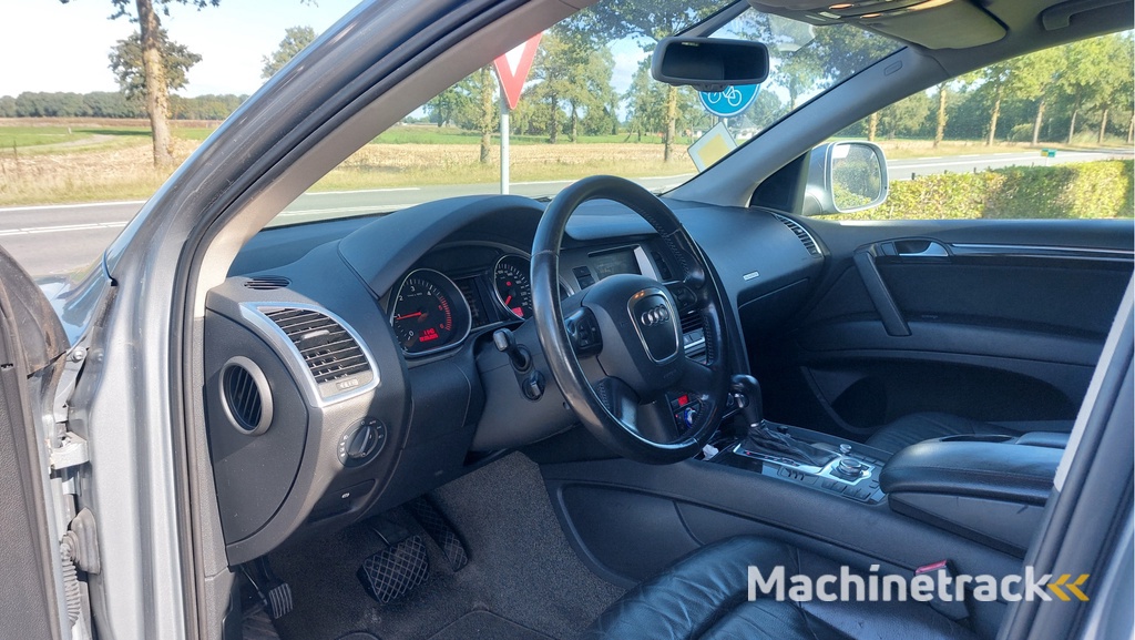 Audi Q7 3.0 TDI quattro CLIMA/NAVI/AUTOMAAT BJ 2007
