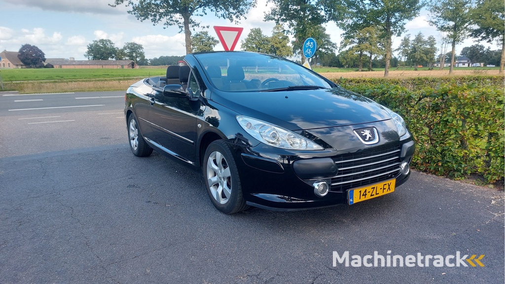 Peugeot 307 CC 2.0-16V CLIMA/NAVI BJ 2008