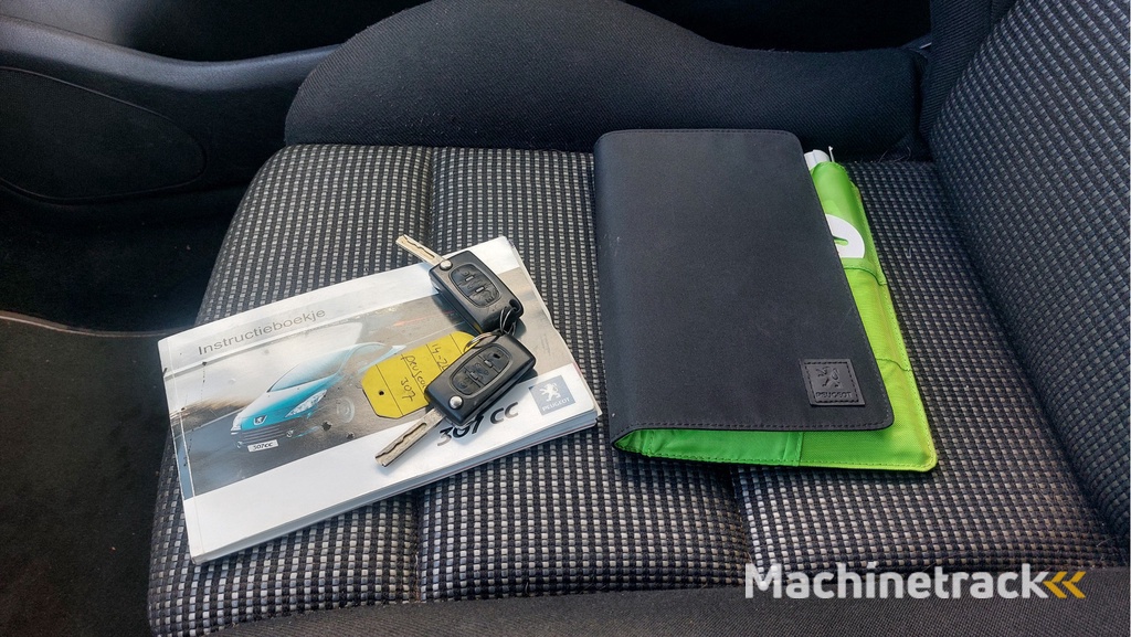 Peugeot 307 CC 2.0-16V CLIMA/NAVI BJ 2008