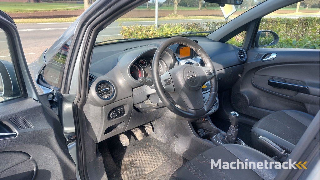 Opel Corsa 1.4-16V Anniversary Edition AIRCO BJ 2012