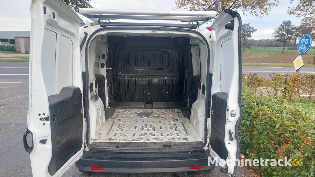 Opel Combo 1.3 CDTi L1H1 Edition AIRCO BJ 2017