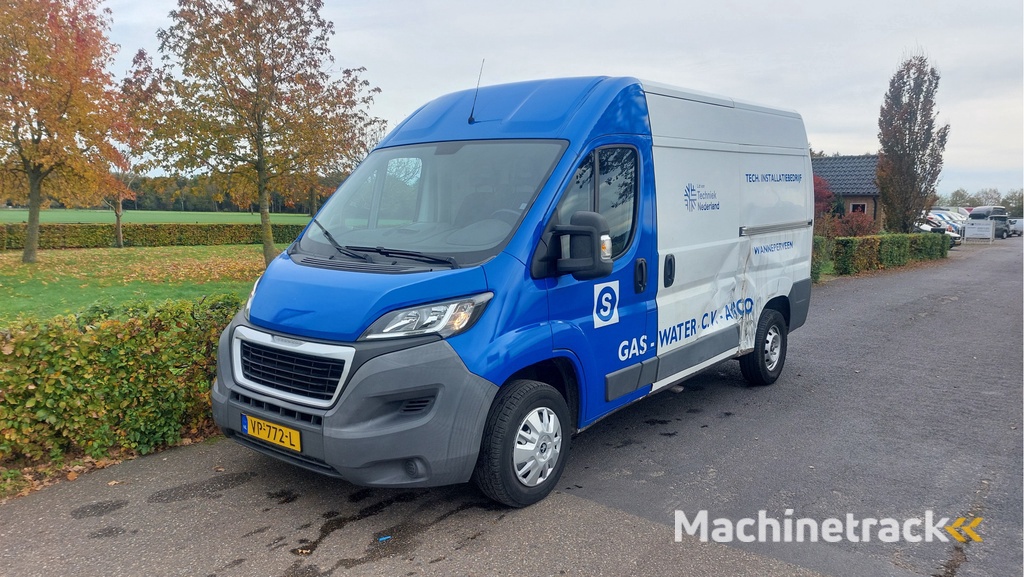 Peugeot Boxer 335 2.2 HDI L2H2 XR AIRCO/NAVI BJ 2015