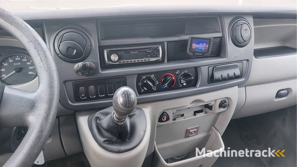 Renault Master T35 2.5 dCi L1H1 BJ 2008