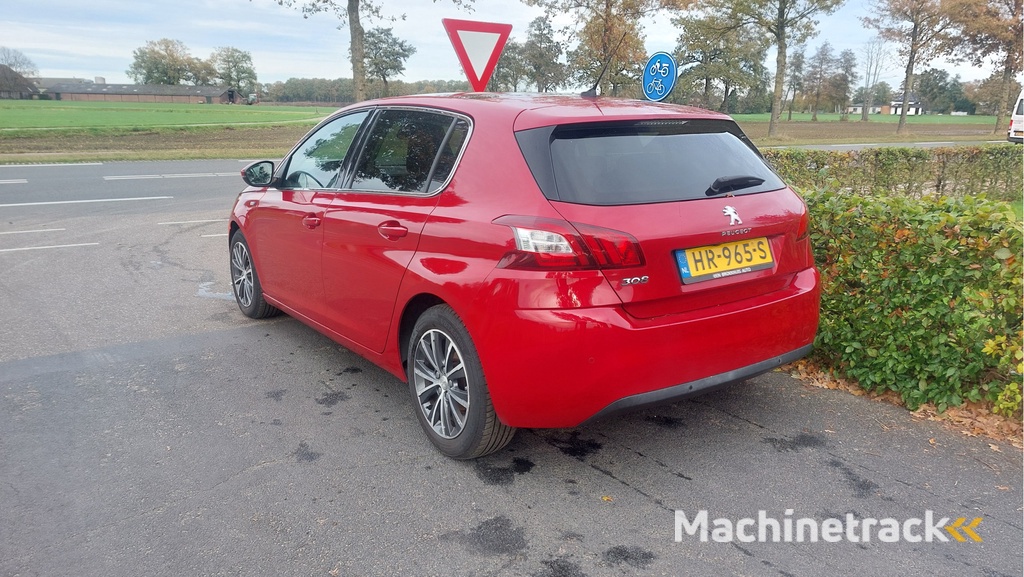 Peugeot 308 1.2 PureTech Style CLIMA/NAVI/PANO BJ 2016