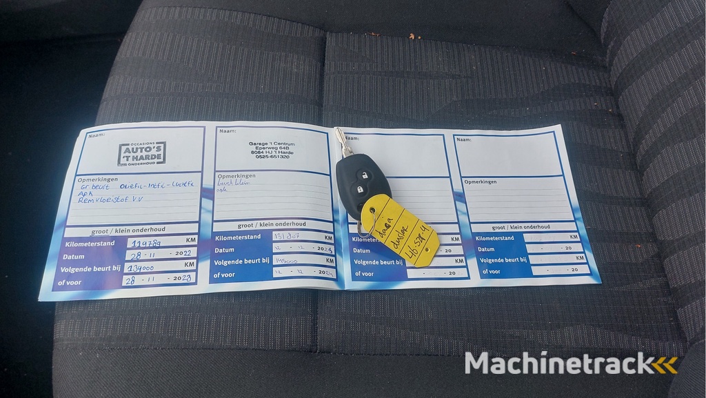 Dacia Duster 1.6 Lauréate 2wd AIRCO BJ 2012