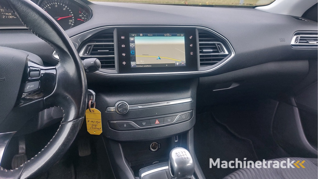 Peugeot 308 SW 1.6 BlueHDI Blue Lease Pack CLIMA/NAVI BJ 2015