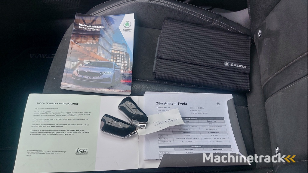 ŠKODA Octavia Combi 1.4 TSI iV PHEV Business Edition Plus CLIMA/NAVI/LED/ACC BJ 2020