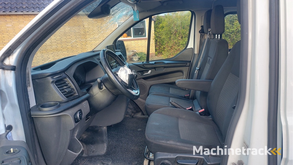 Ford Transit Custom 320 2.0 TDCI L2H1 Trend DC AIRCO BJ 2023
