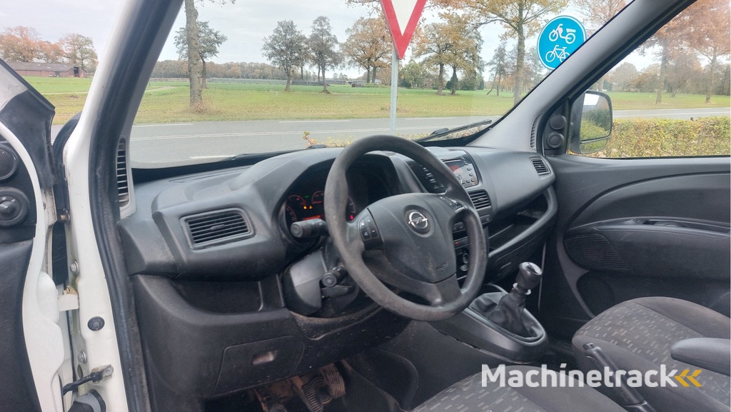 Opel Combo 1.6 CDTi L2H1 AIRCO MARGE BJ 2013