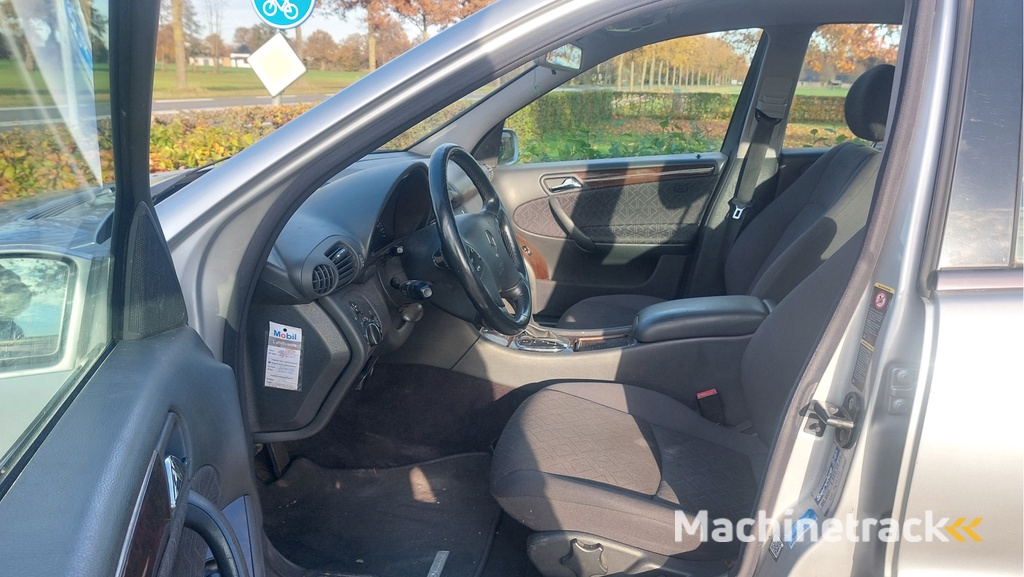 Mercedes-Benz C-klasse 180 K. Elegance CLIMA/AUTOMAAT BJ 2003