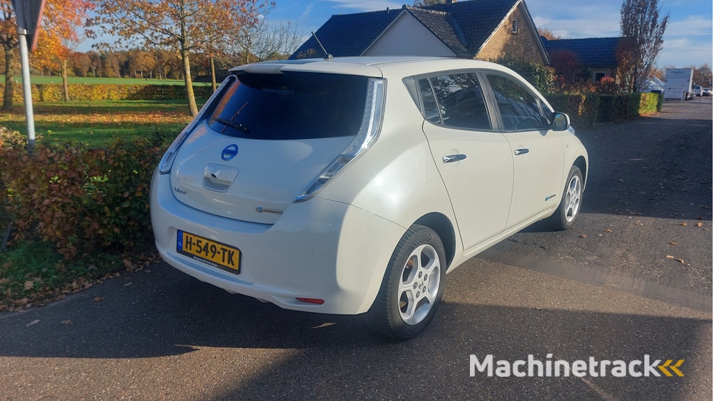 Nissan LEAF Acenta 24 kWh CLIMA/NAVI BJ 2015