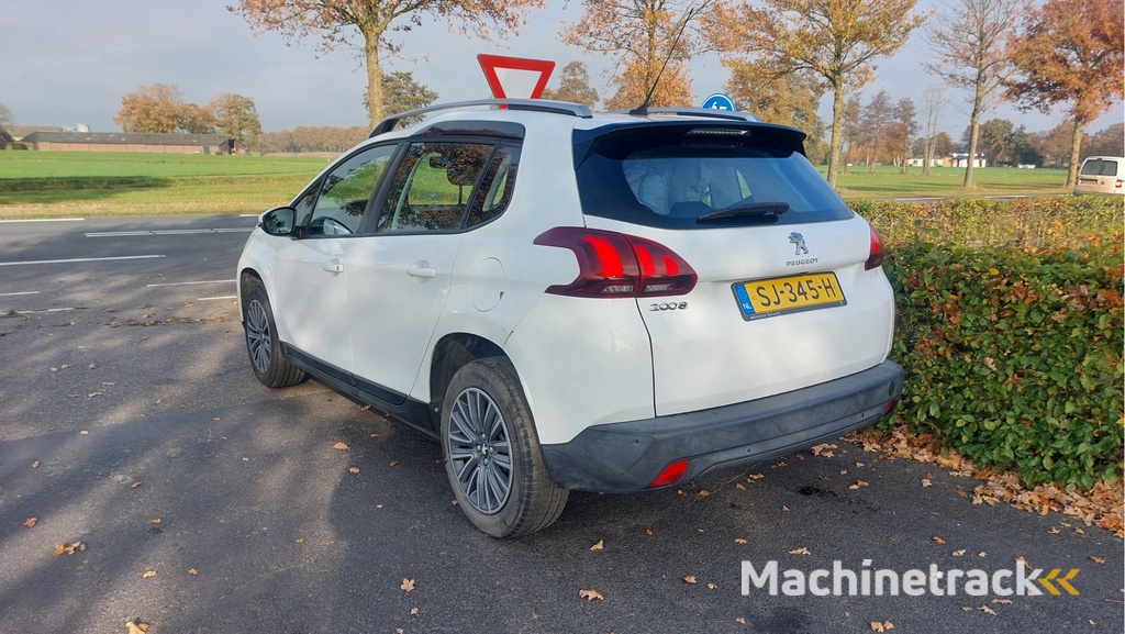 Peugeot 2008 1.2 PureTech Blue Lion AIRCO BJ 2018
