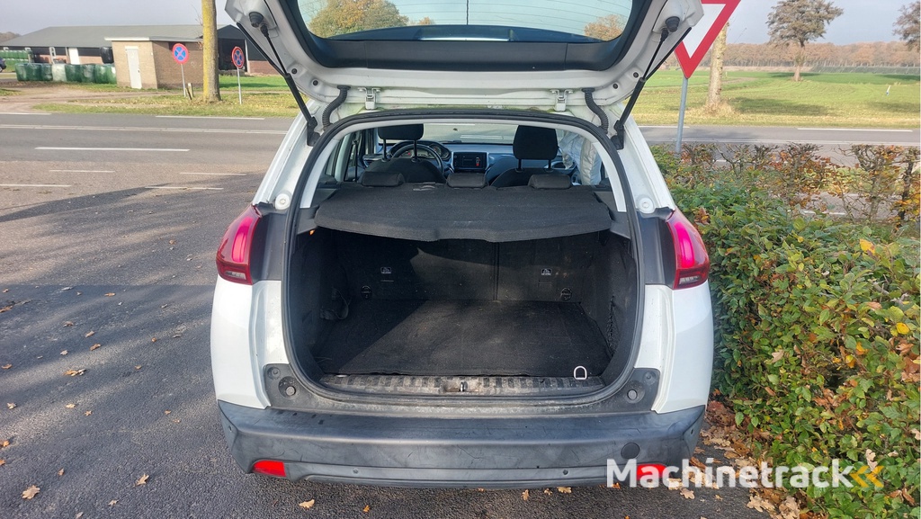 Peugeot 2008 1.2 PureTech Blue Lion AIRCO BJ 2018