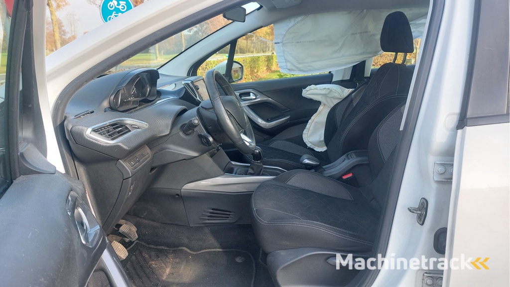 Peugeot 2008 1.2 PureTech Blue Lion AIRCO BJ 2018