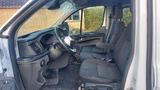 Minituur van Ford Transit Custom 320 2.0 TDCI L2H1 Trend DC AIRCO BJ 2023