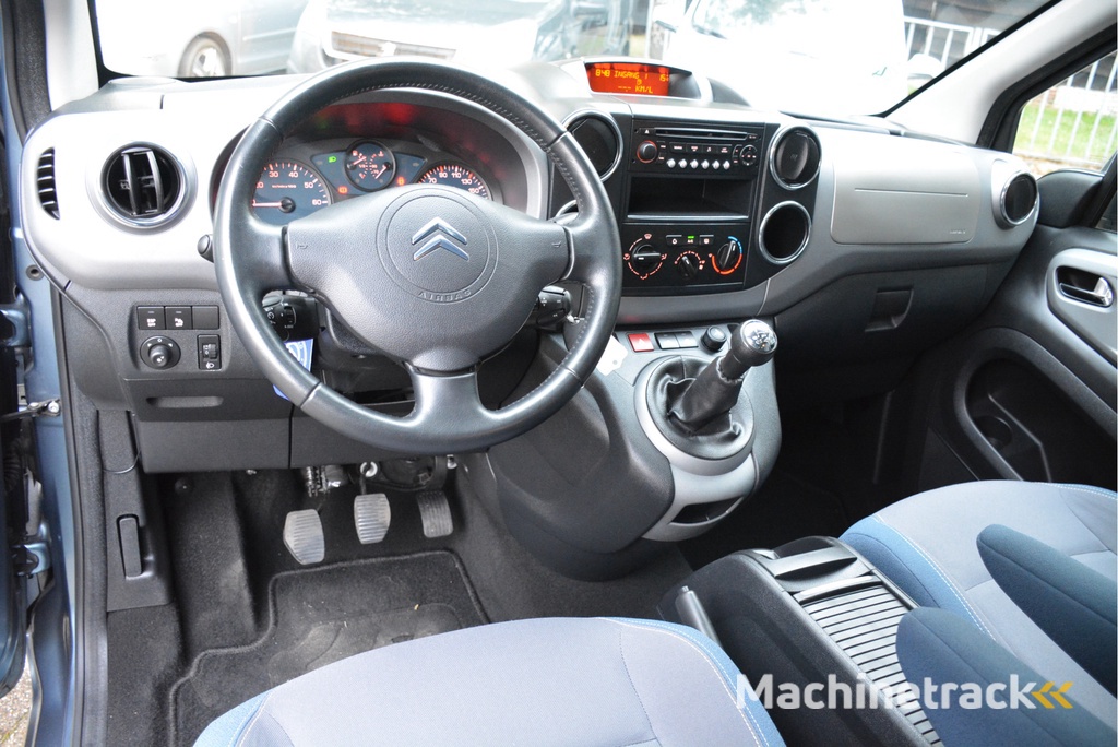 Citroën Berlingo 1.6 VTi 120 XTR Airco Cruise Control Panorama dak  Trekhaak