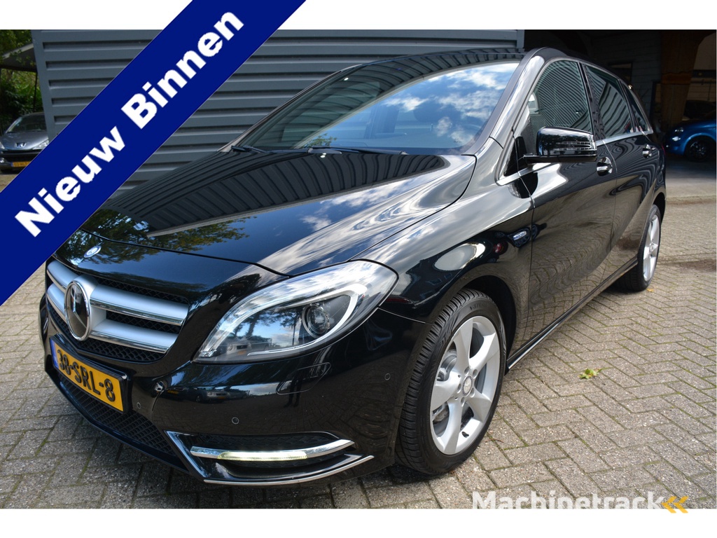 Mercedes-Benz B-klasse 180 Ambition Clima Xenon Navi Half Leer