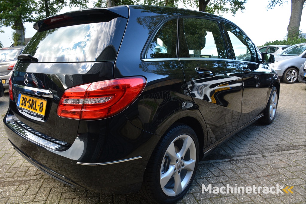 Mercedes-Benz B-klasse 180 Ambition Clima Xenon Navi Half Leer