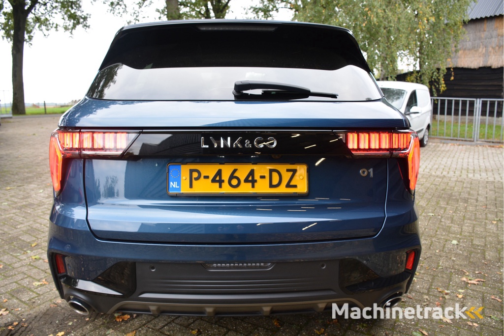 Lynk & Co 01 1.5 CarPlay Adaptive Cruise Pilot Assist Panorama dak Trekhaak