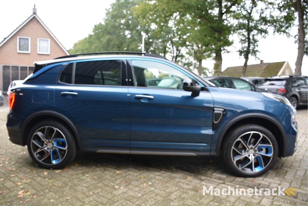 Lynk & Co 01 1.5 CarPlay Adaptive Cruise Pilot Assist Panorama dak Trekhaak