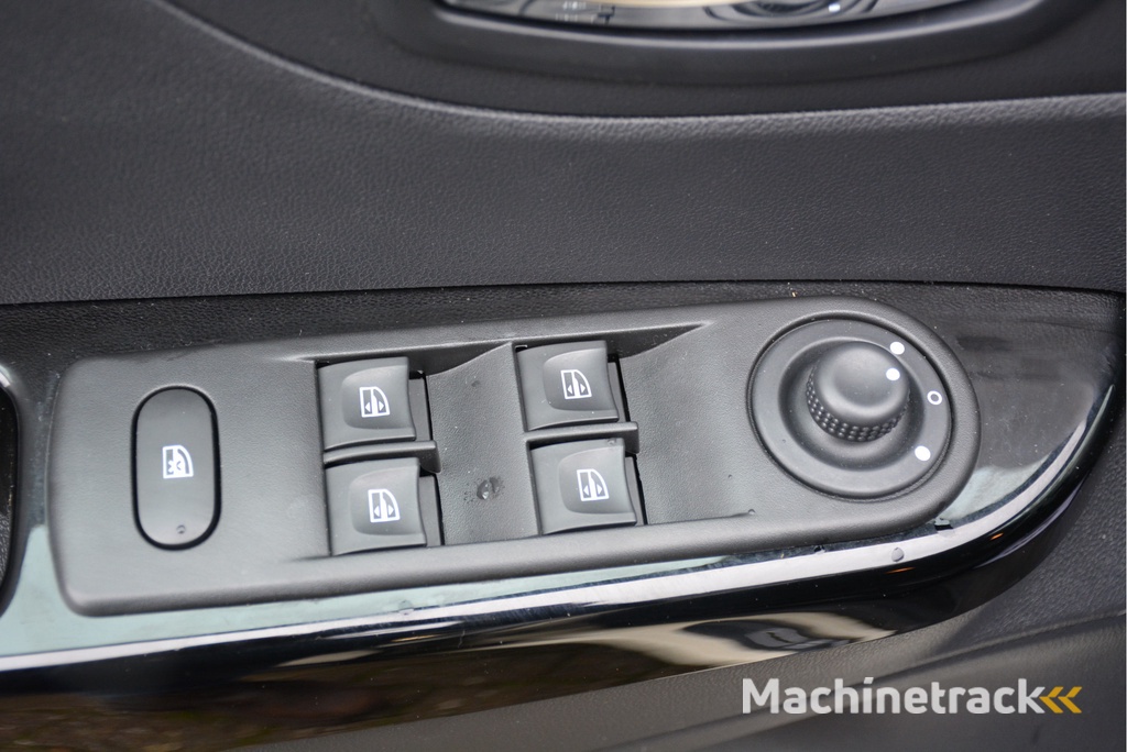 Renault Captur 0.9 TCe Limited Trekhaak Airco PDC