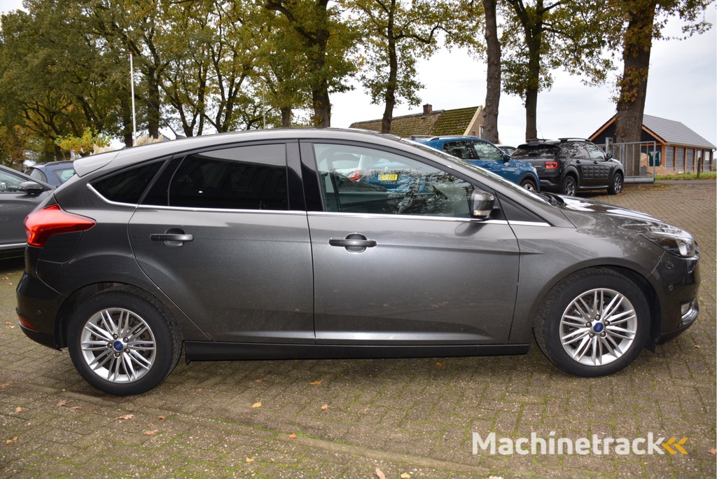 Ford Focus 1.0 Titanium Trekhaak Clima Park Pilot Cruise Control