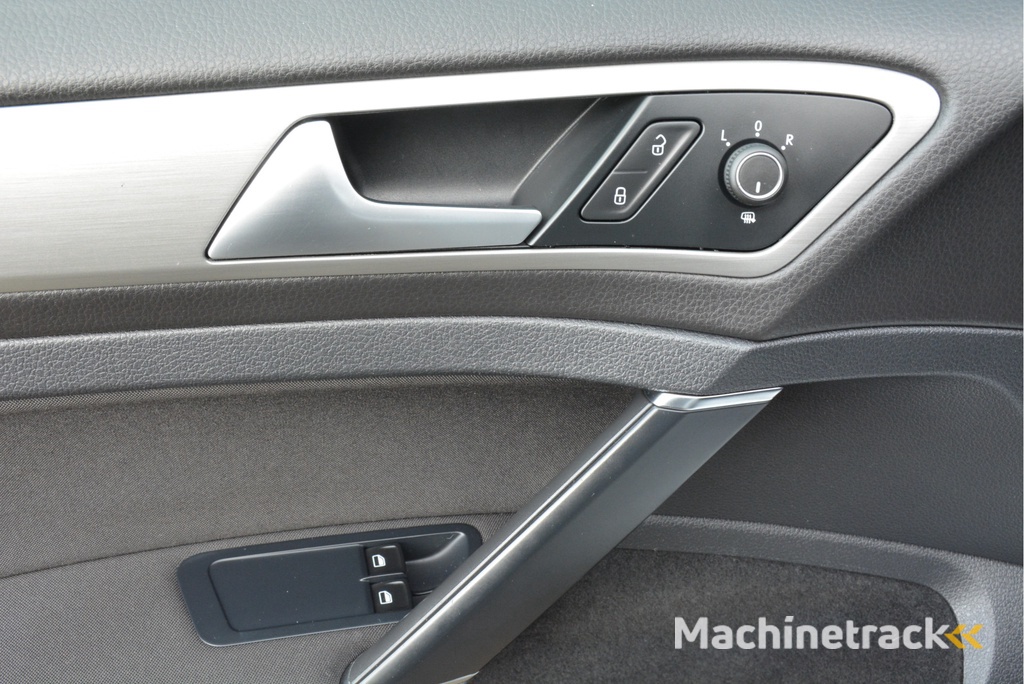 Volkswagen Golf 1.2 TSI Comfortline PDC Clima Cruise Control