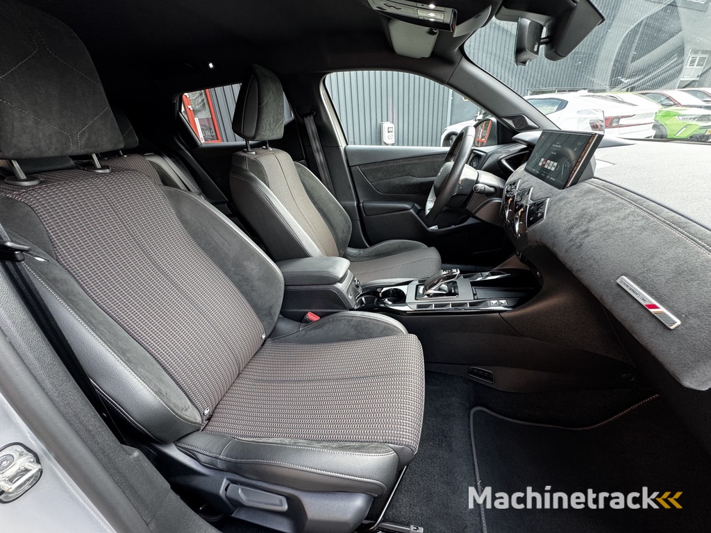 DS 3 Crossback E-Tense Performance Line+ 50 kWh Camera / Navigatie / Lm velgen