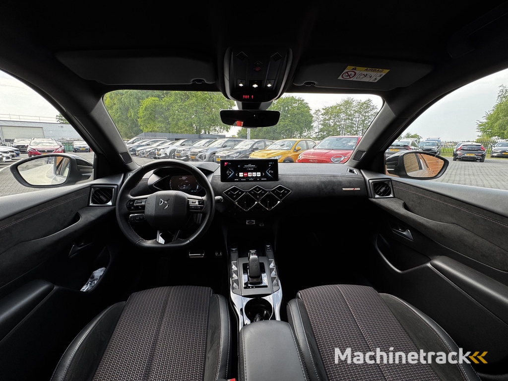 DS 3 Crossback E-Tense Performance Line+ 50 kWh Camera / Navigatie / Lm velgen