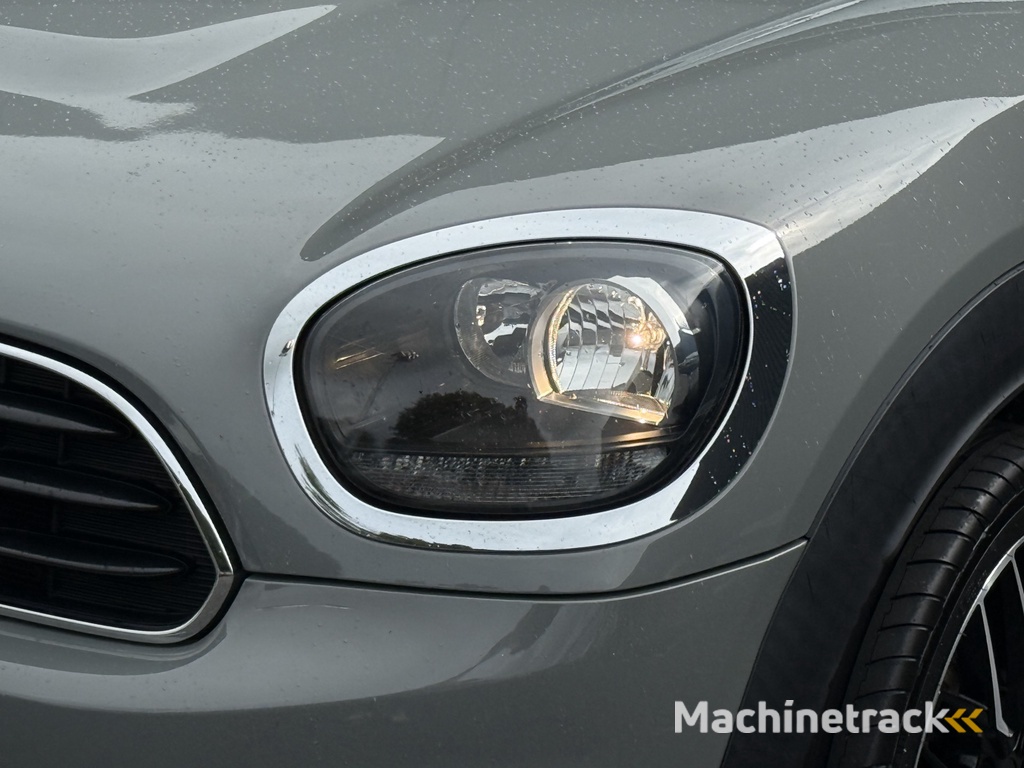 MINI Mini Countryman 1.5 Cooper Business Edition Navi / Clima / Telefoon / Lm Velgen / PDC Achter
