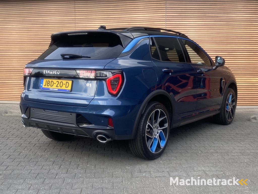 Lynk & Co 01 1.5 Zwarte Hemelbekleding / Rolhoes / Panodak / 360* Camera / Navi