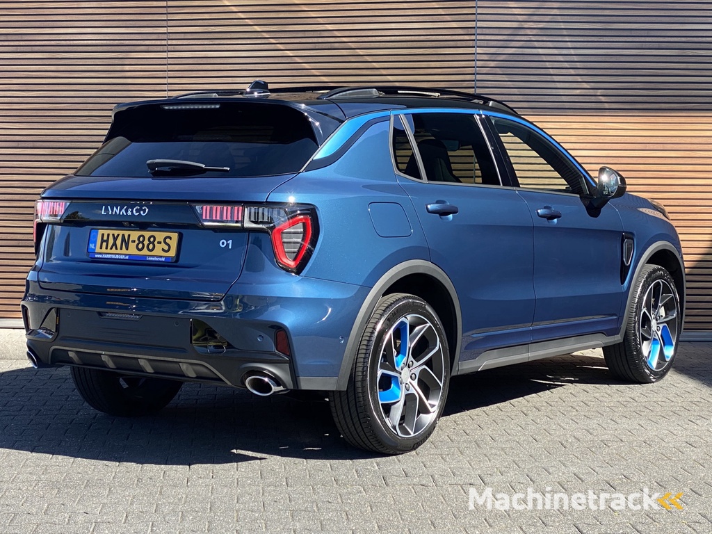 Lynk & Co 01 1.5 Zwarte Hemelbekleding / Rolhoes / Panodak / 360* Camera / Navi