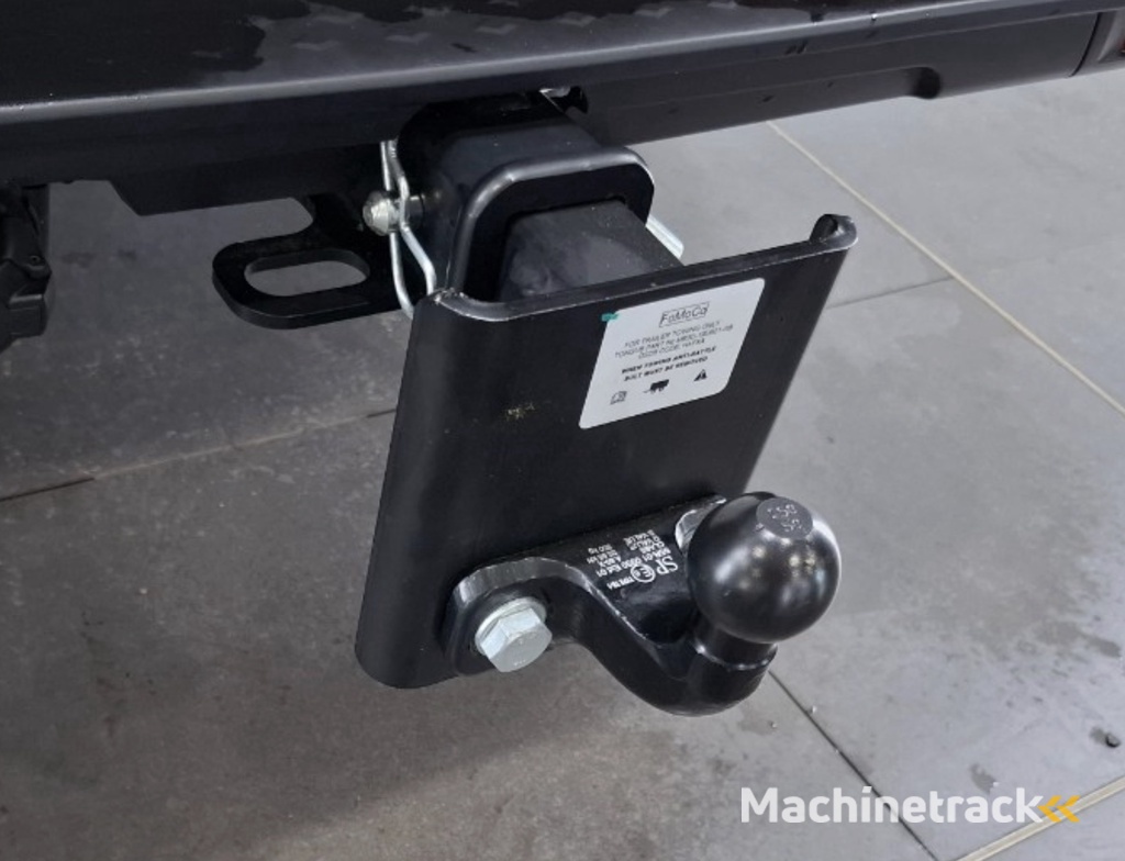 Volkswagen Amarok 2.0 TDi AUT Life 4Motion | Assist pack 2 | Infotainment pack 2 | 17" LMV | TG 3500 kg