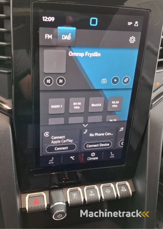 Volkswagen Amarok 2.0 TDi AUT Life 4Motion | Assist pack 2 | Infotainment pack 2 | 17" LMV | TG 3500 kg