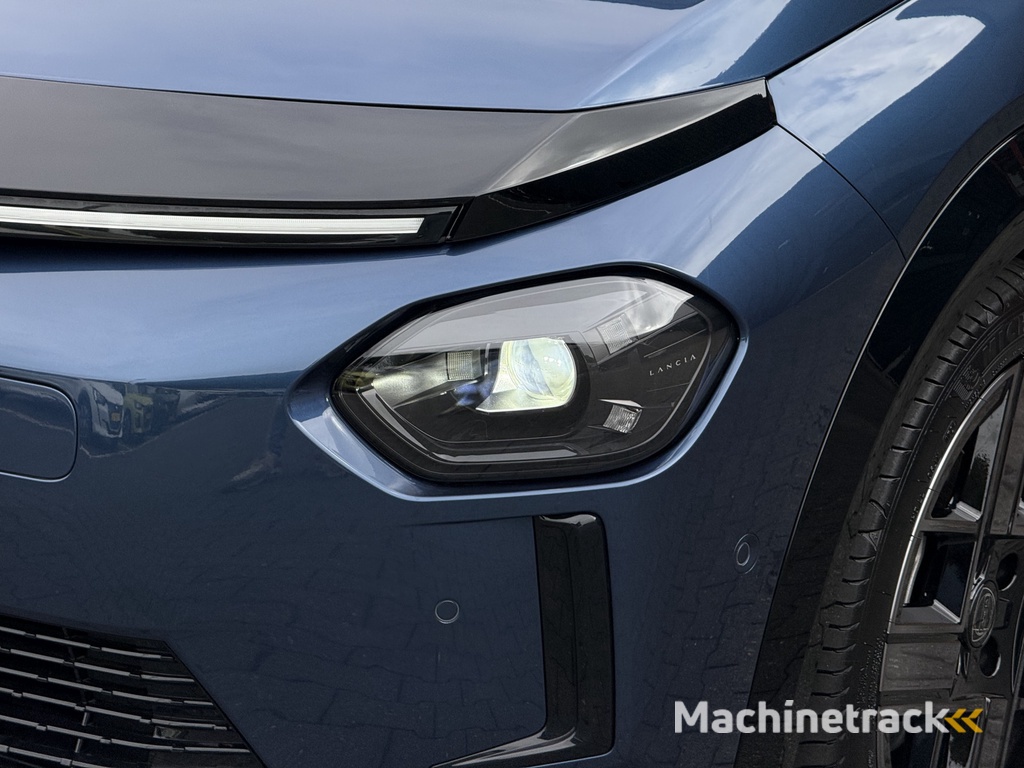 Lancia Ypsilon LX 51 kWh 360* Camera / Carplay / Lm Velgen / Dodehoek